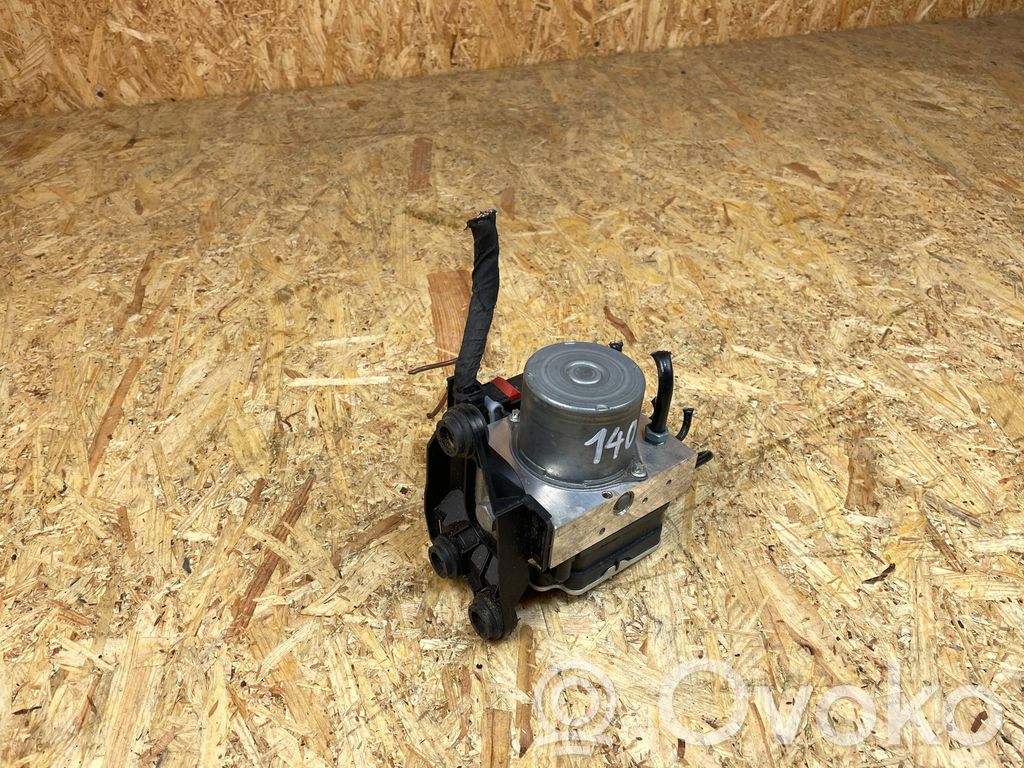 Audi A4 S4 B9 8W Bomba de ABS 