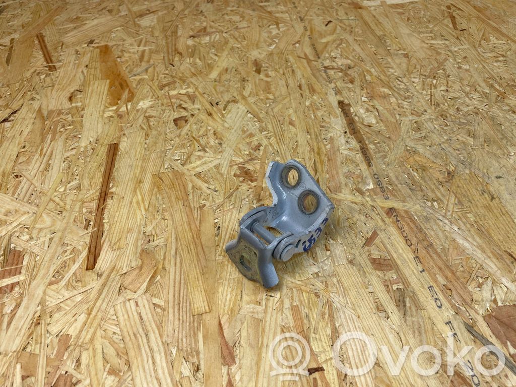 Renault Clio V Rear door upper hinge 