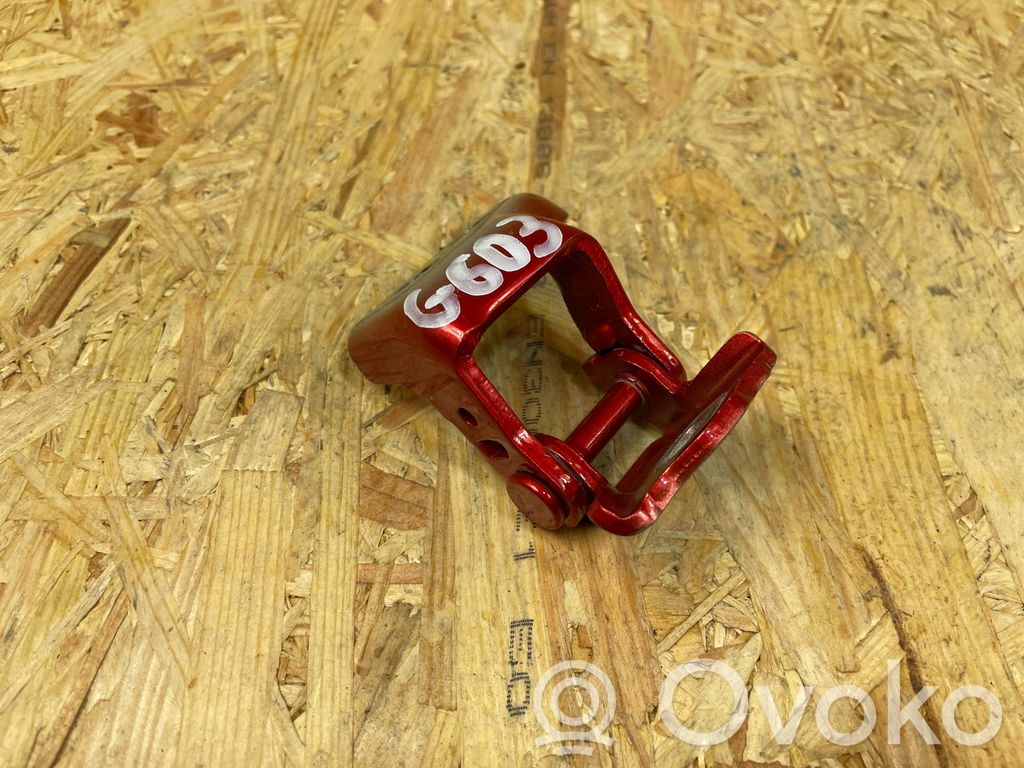 Renault Clio V Rear door upper hinge 