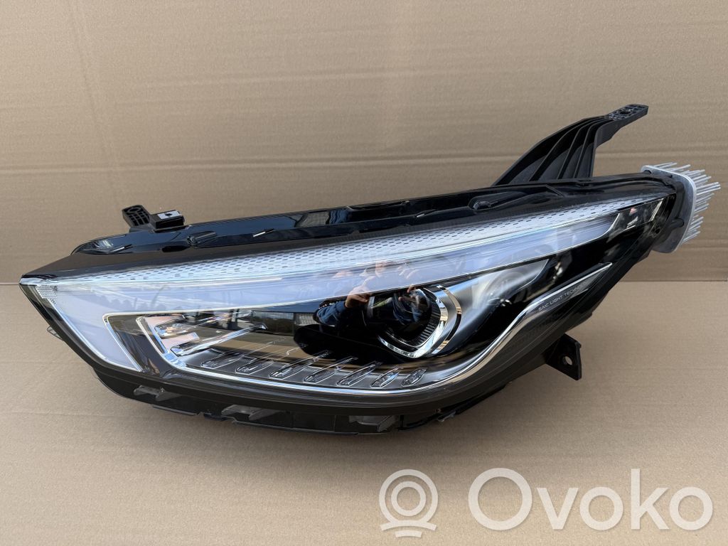 MG ZS Scheinwerfer 
