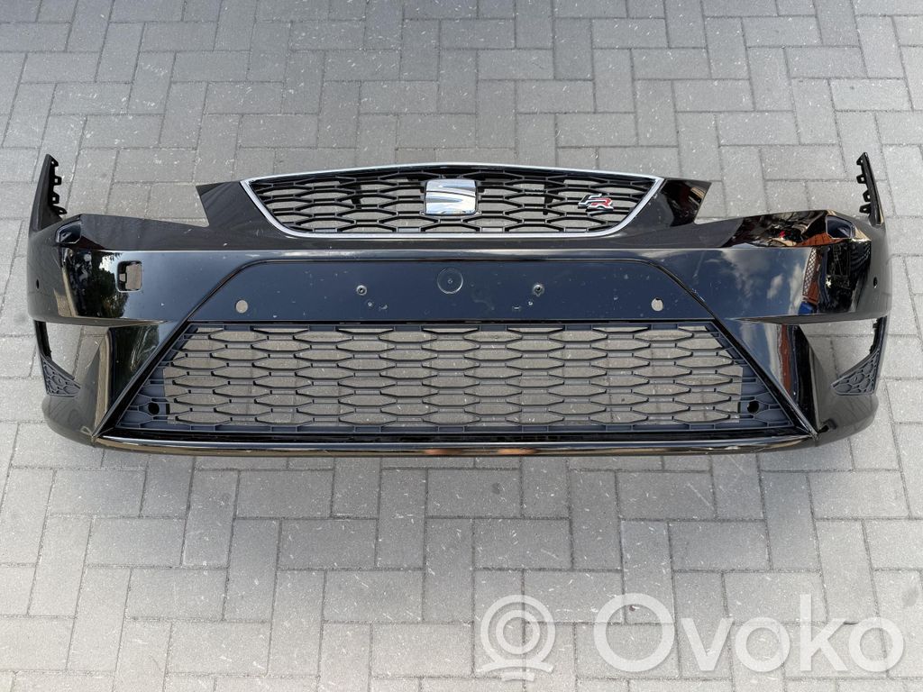 Front bumper   5F0807221M,5F0807221M