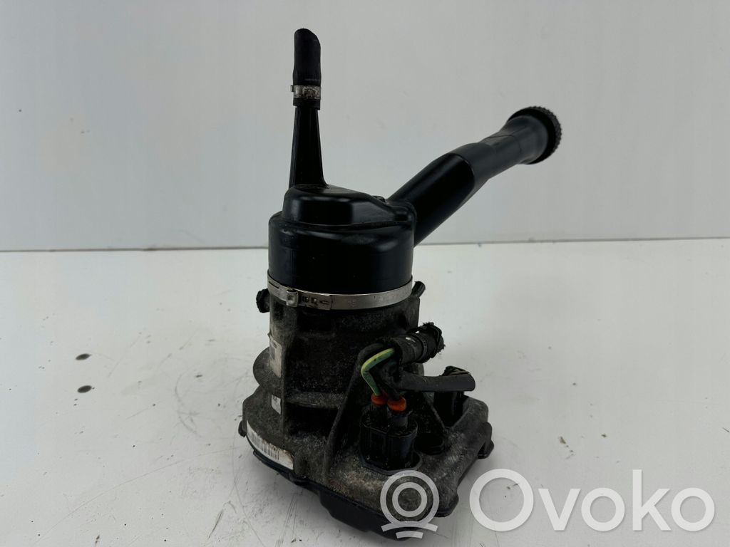 Peugeot 308 Power steering pump 