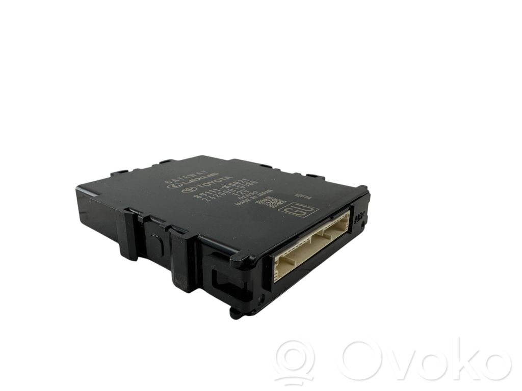 Toyota Yaris XP210 Módulo de control Gateway 