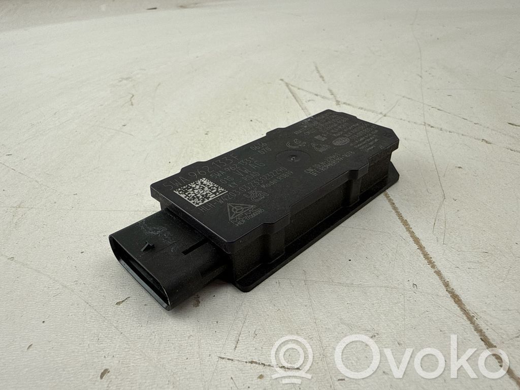 Volkswagen Golf VIII Beraktės sistemos antena 