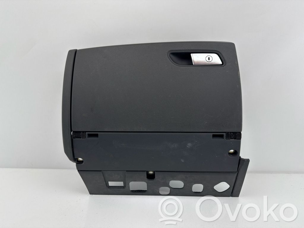 Guantera   4G8857035F,4G8857035F