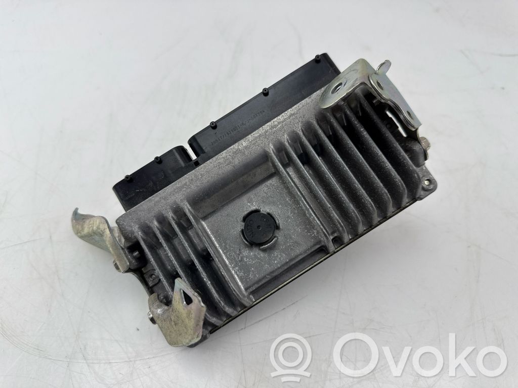 Toyota C-HR I Engine control unit/module 