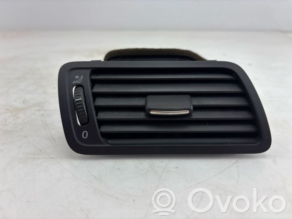 Volkswagen PASSAT B6 Grilă ventilație/ramă laterală bord 