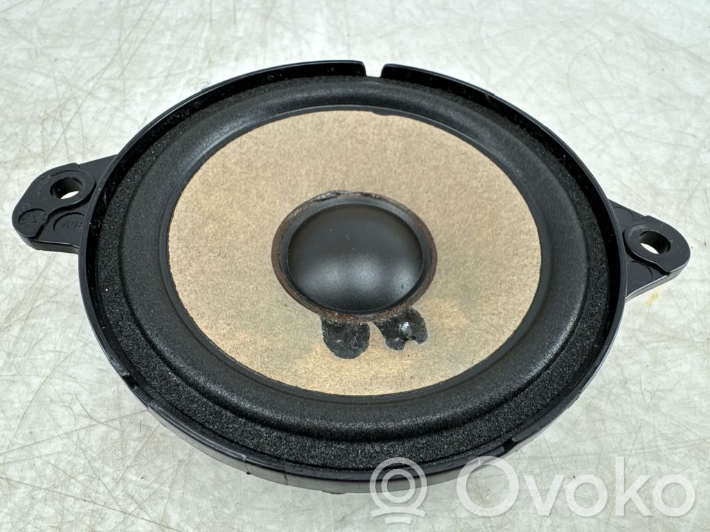 Audi A4 S4 B9 Panel speaker 