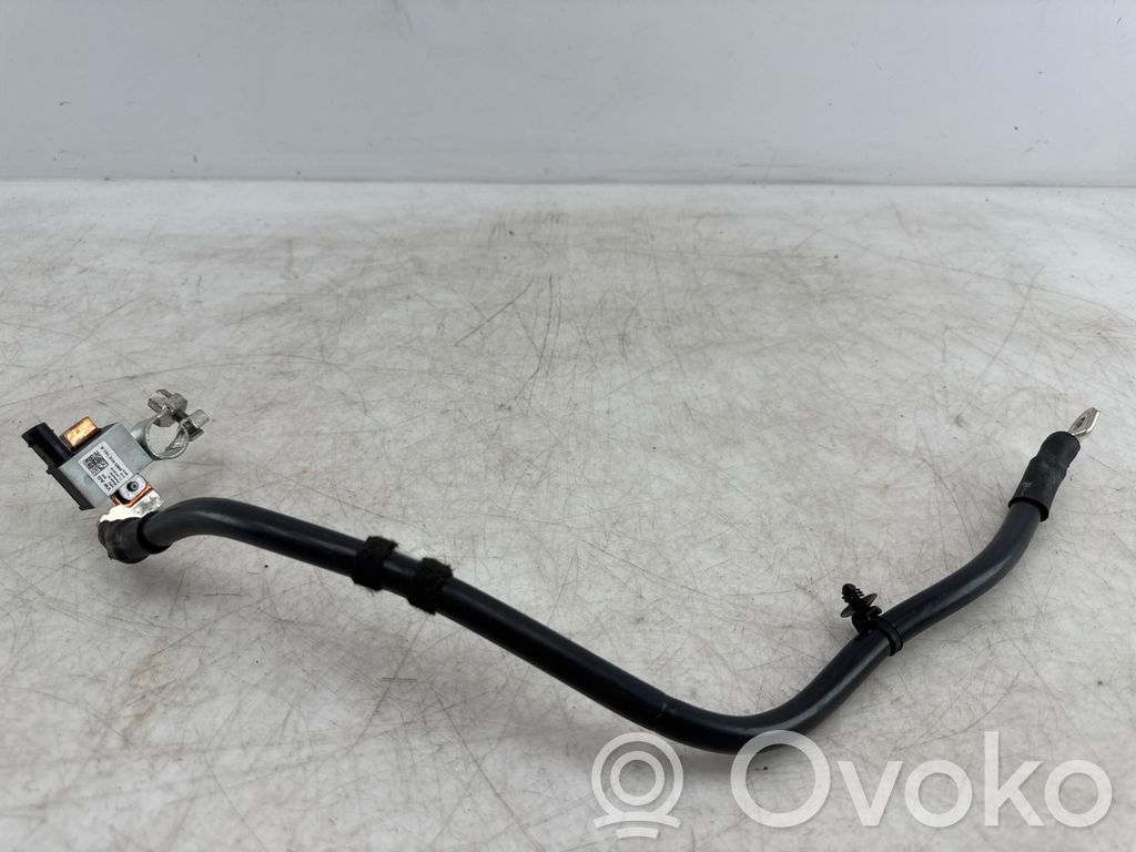 Audi A4 S4 B9 Maakaapeli, akku 