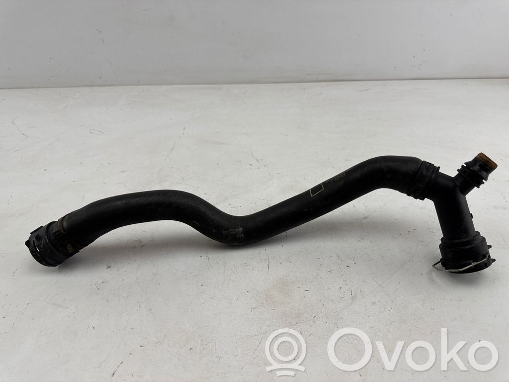 Audi A4 S4 B9 Engine coolant pipe/hose 