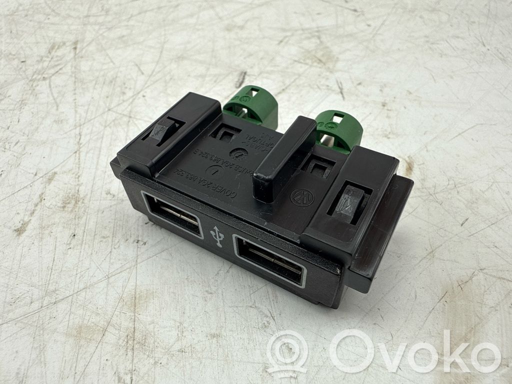 Volkswagen T-Cross Enchufe conector USB 