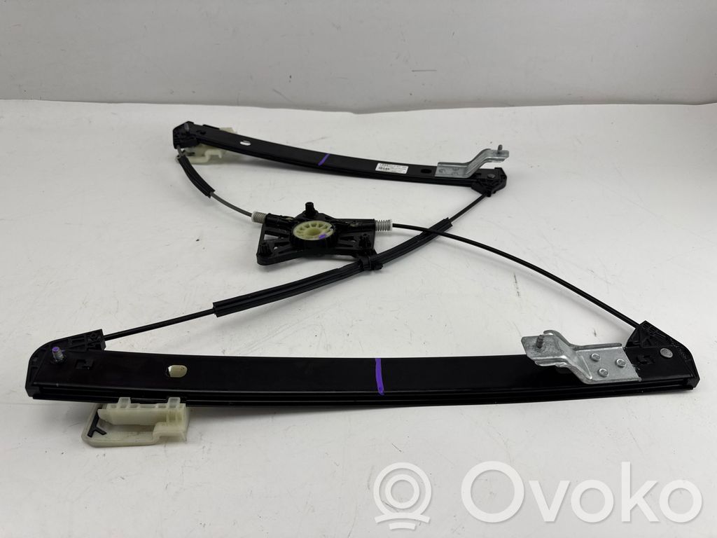 Audi Q2 - Front window lifting mechanism without motor 