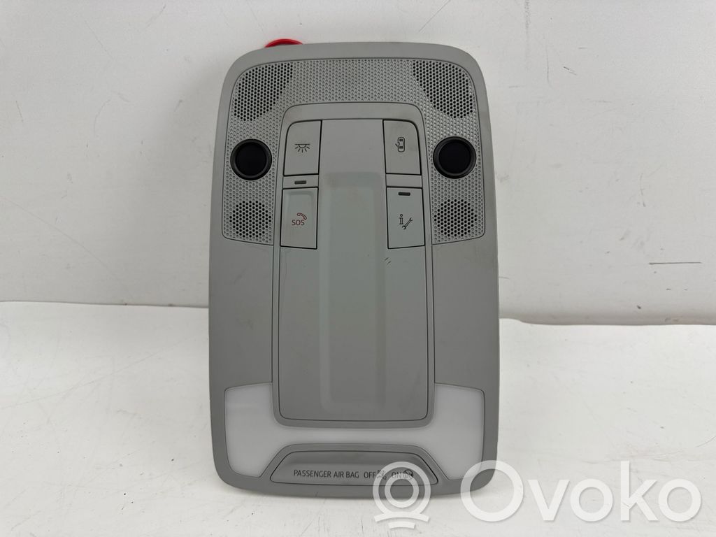 Audi Q2 - Front seat light 