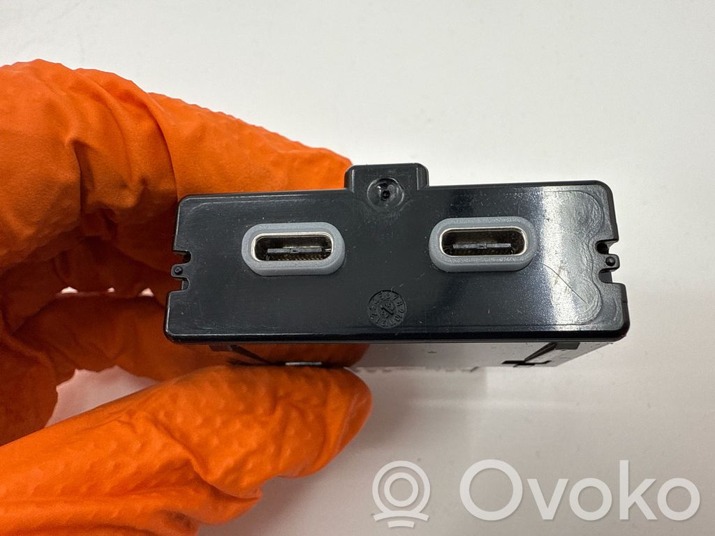 USB socket connector   3G5035954A,280422,322008066278