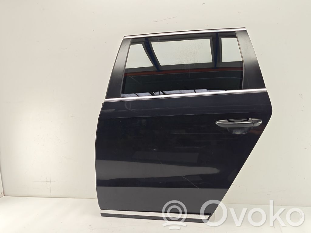 Volkswagen PASSAT B7 Puerta trasera 