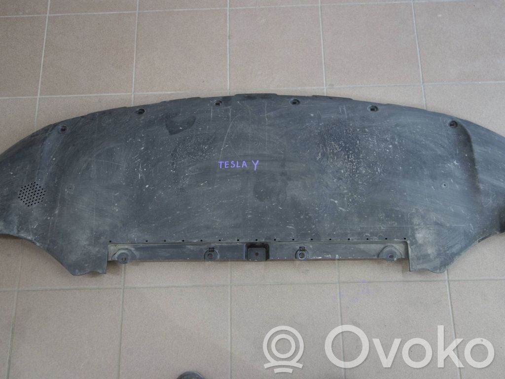 Tesla Model Y Engine splash shield/under tray 