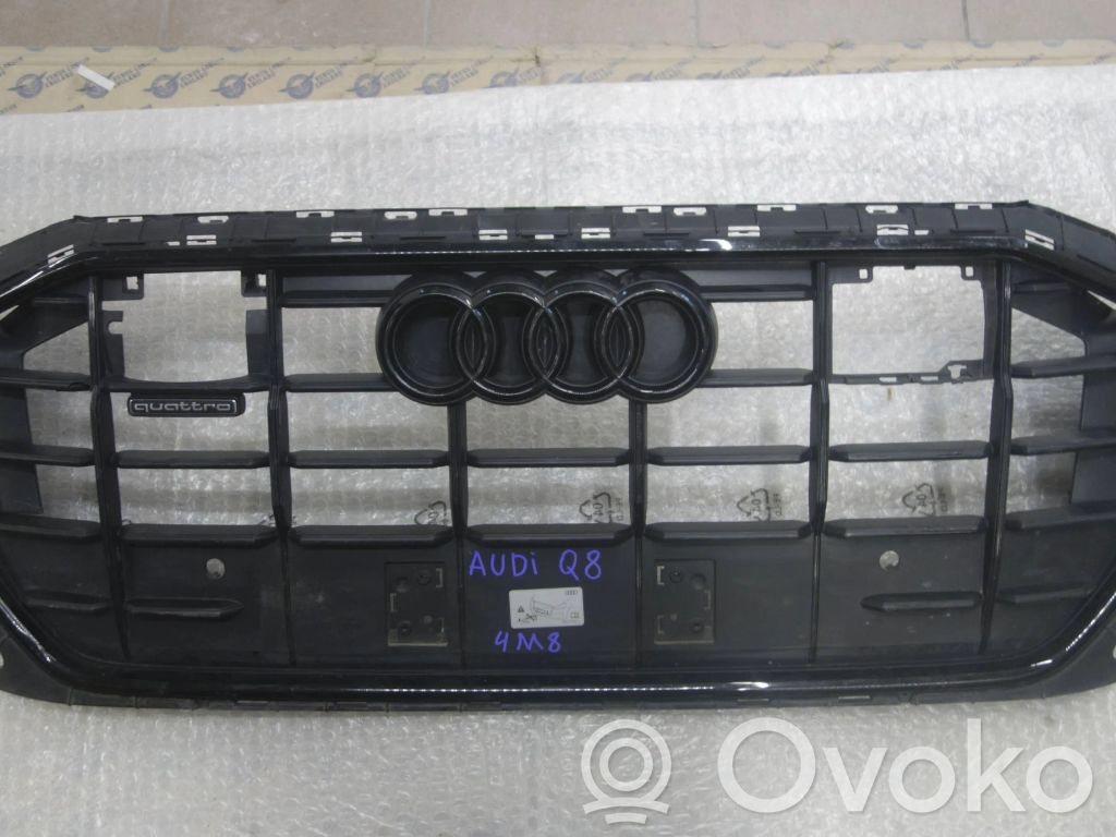 Audi Q8 Priekšējais režģis 