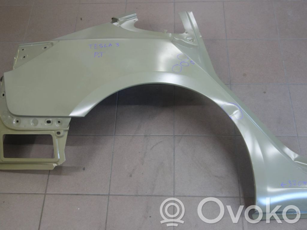 Tesla Model 3 Panel lateral trasero 