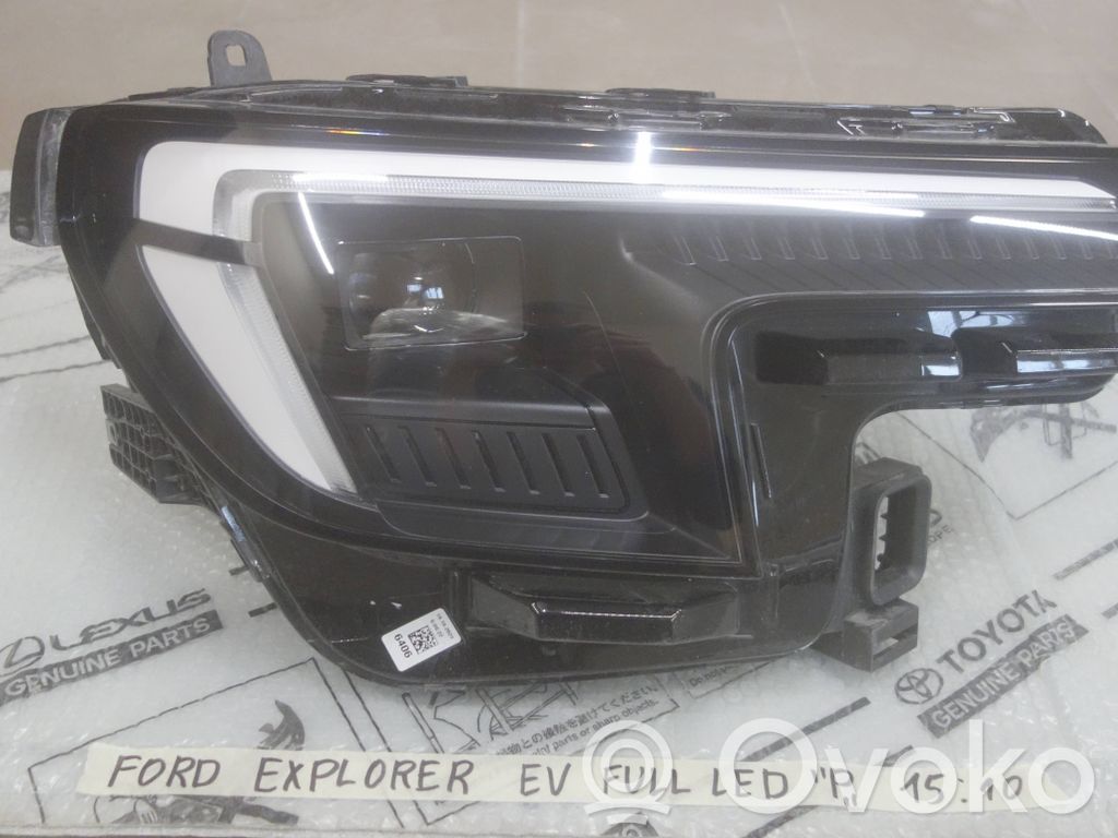 Ford Explorer VI Scheinwerfer 