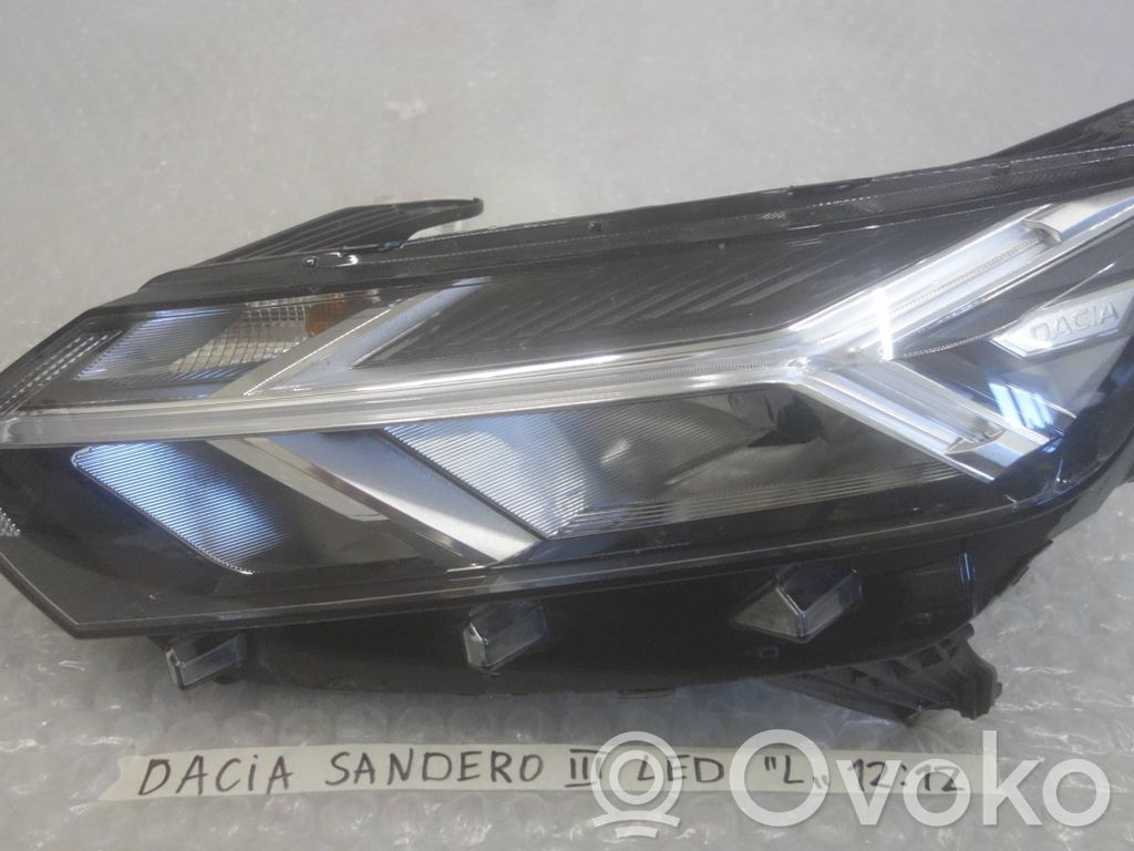 Dacia Sandero III Headlight/headlamp 