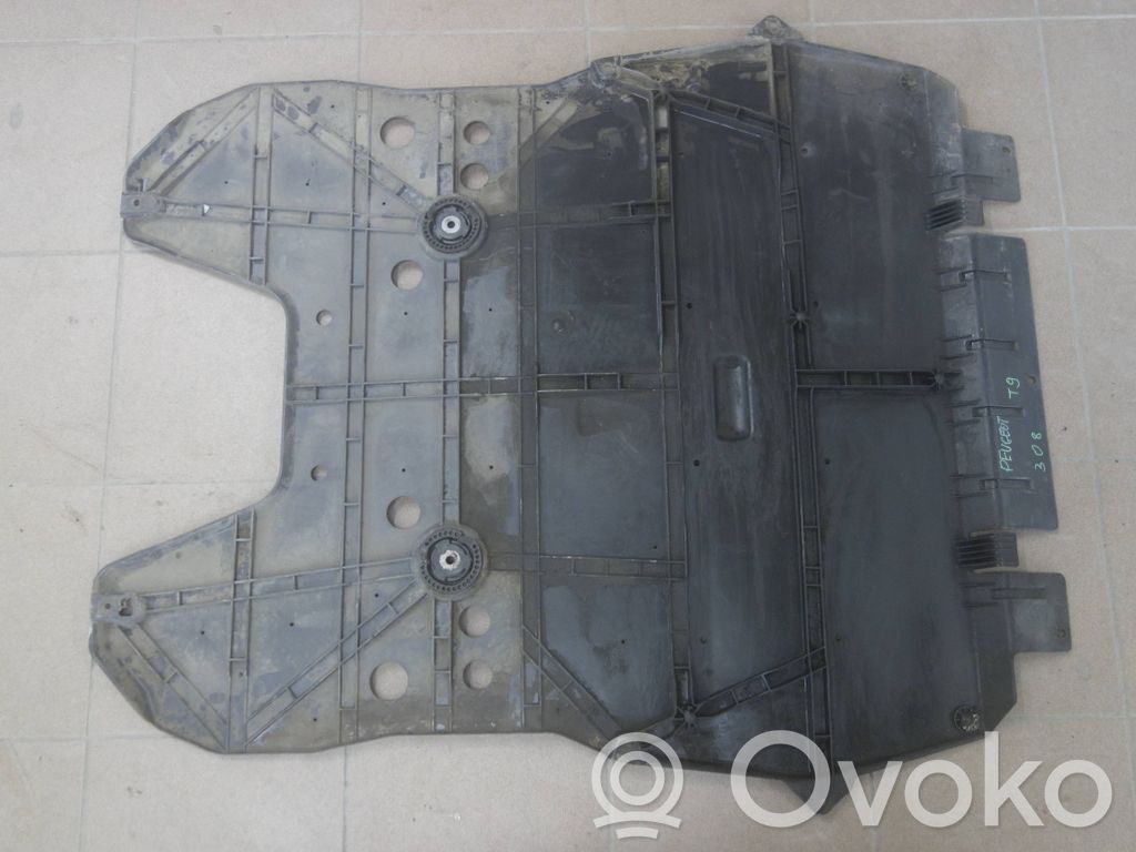 Peugeot 308 Engine splash shield/under tray 