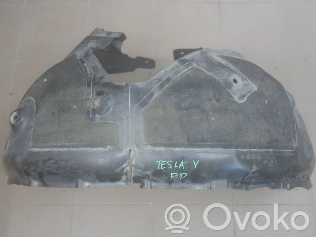 Tesla Model Y Apakšspārns 
