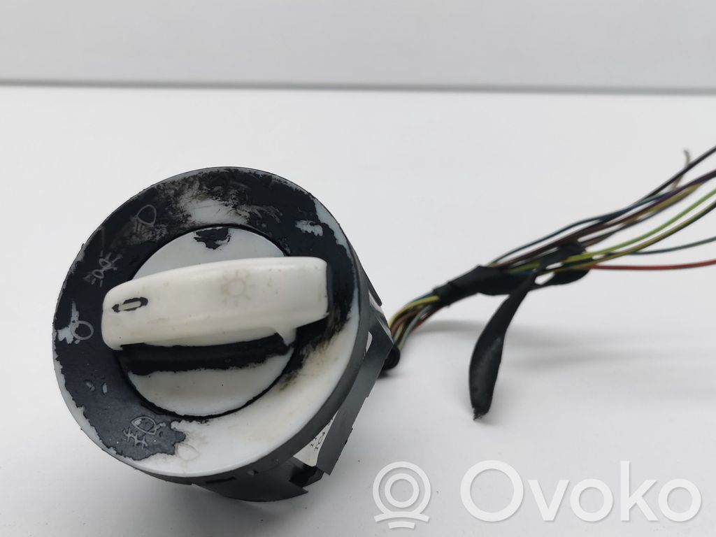 Volkswagen Caddy Light switch 