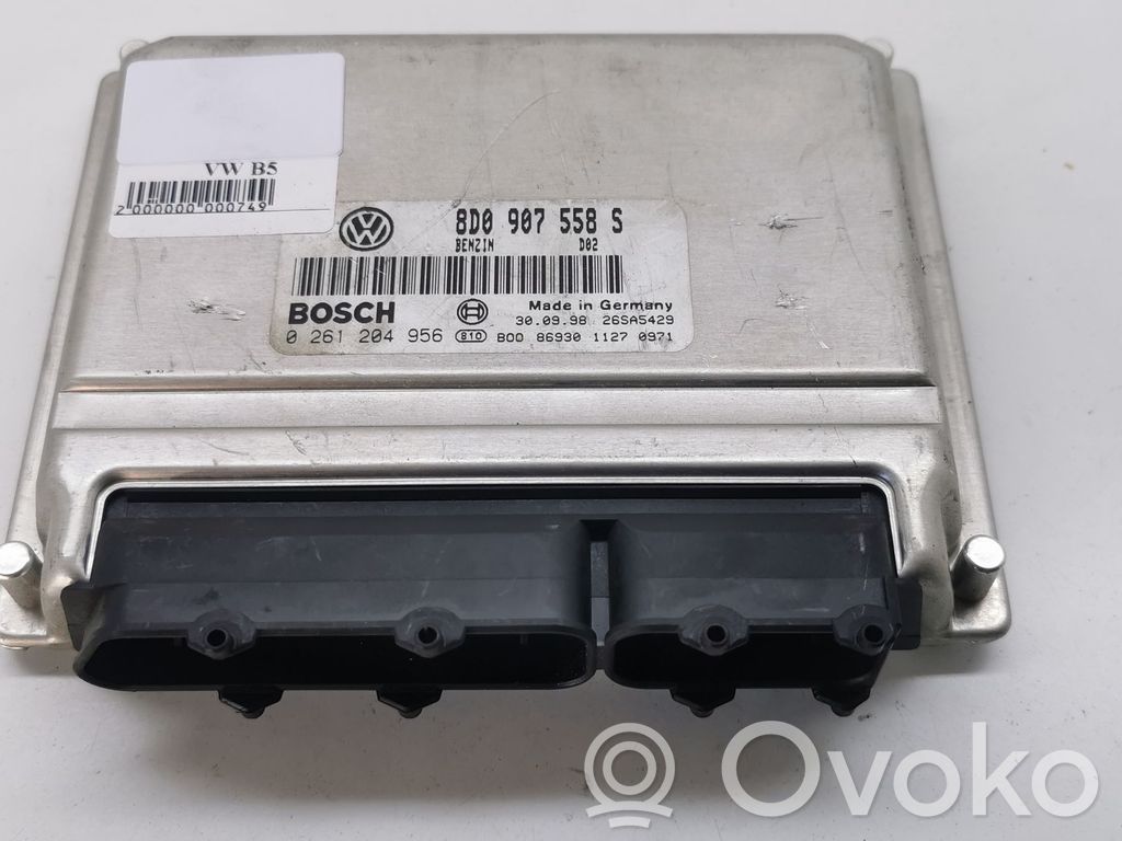 Volkswagen PASSAT B5 Engine control unit/module 