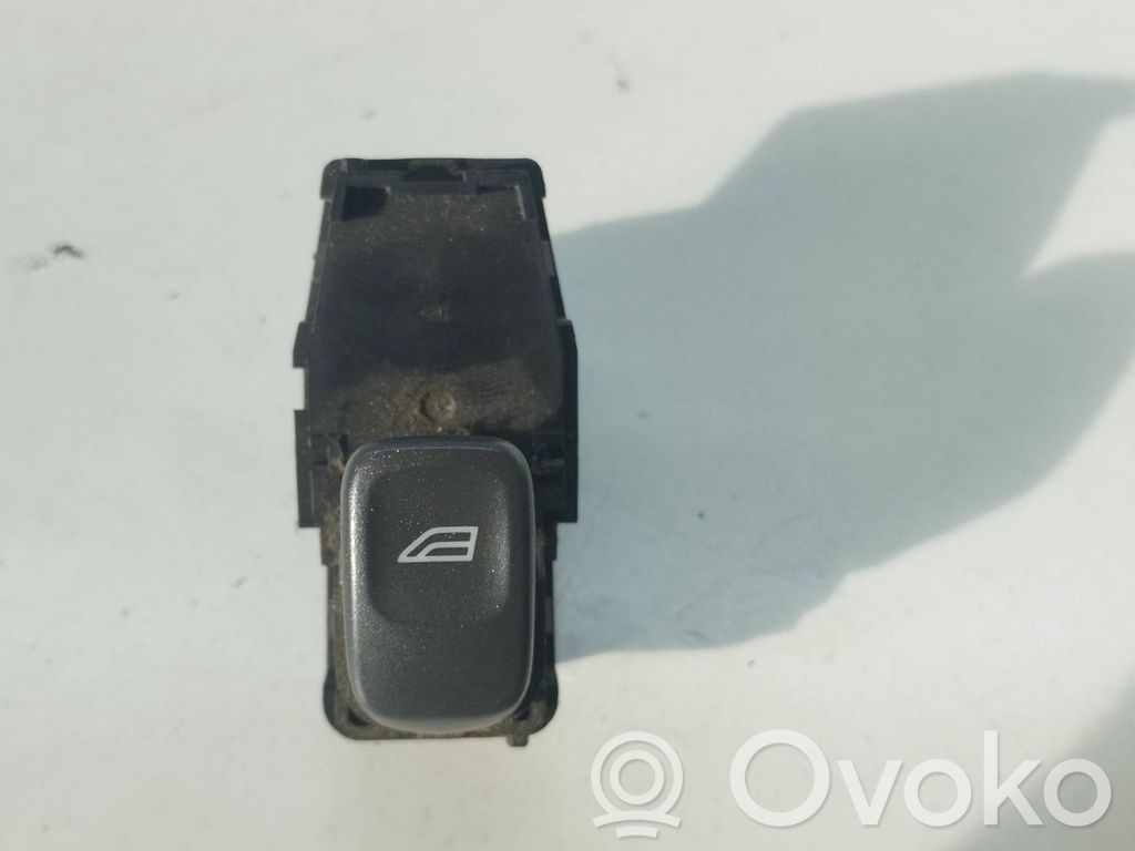 Electric window control switch   9472275,99W456