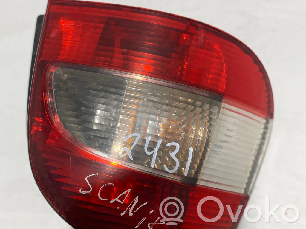 Renault Scenic I Aizmugurējais lukturis virsbūvē 