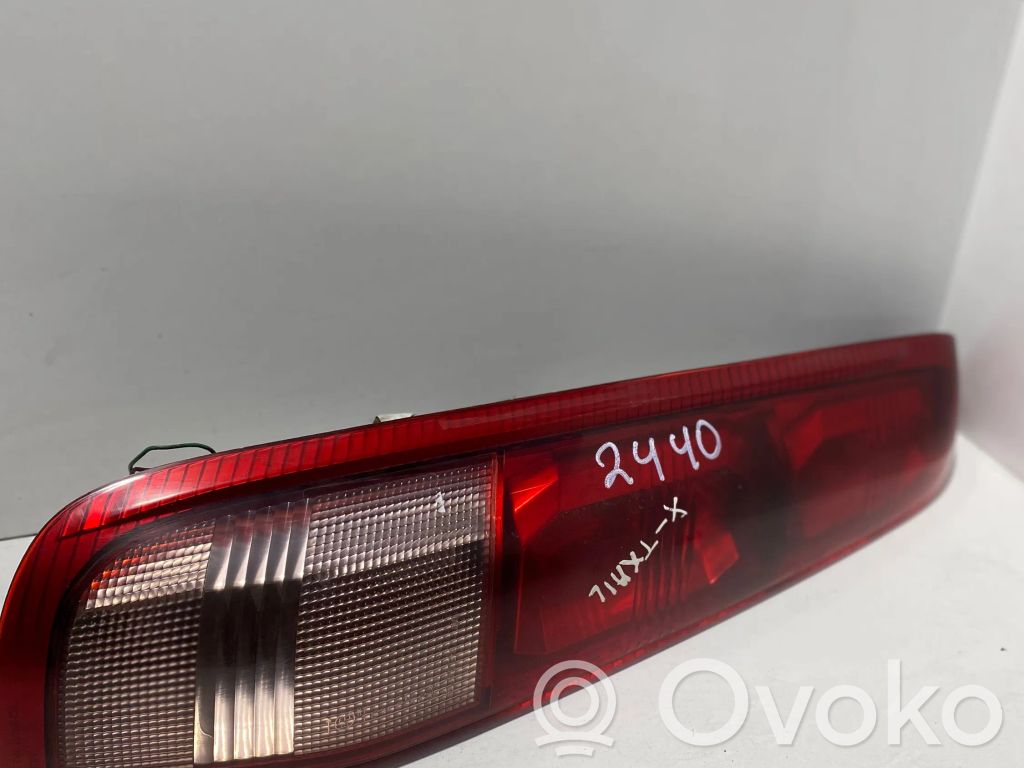 Nissan X-Trail T30 Lampa tylna 