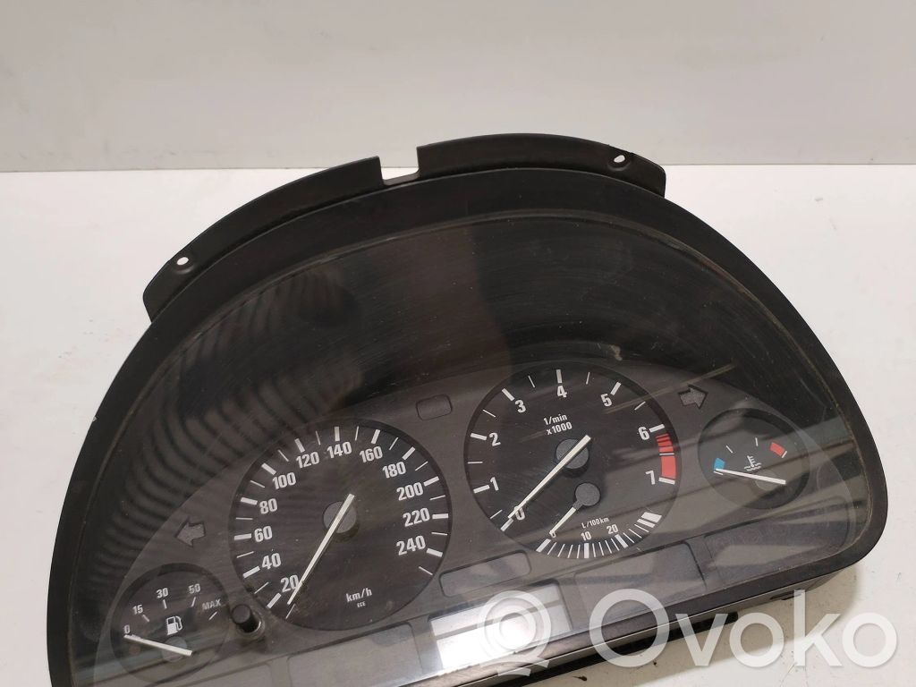 BMW 5 E39 Nopeusmittari (mittaristo) 