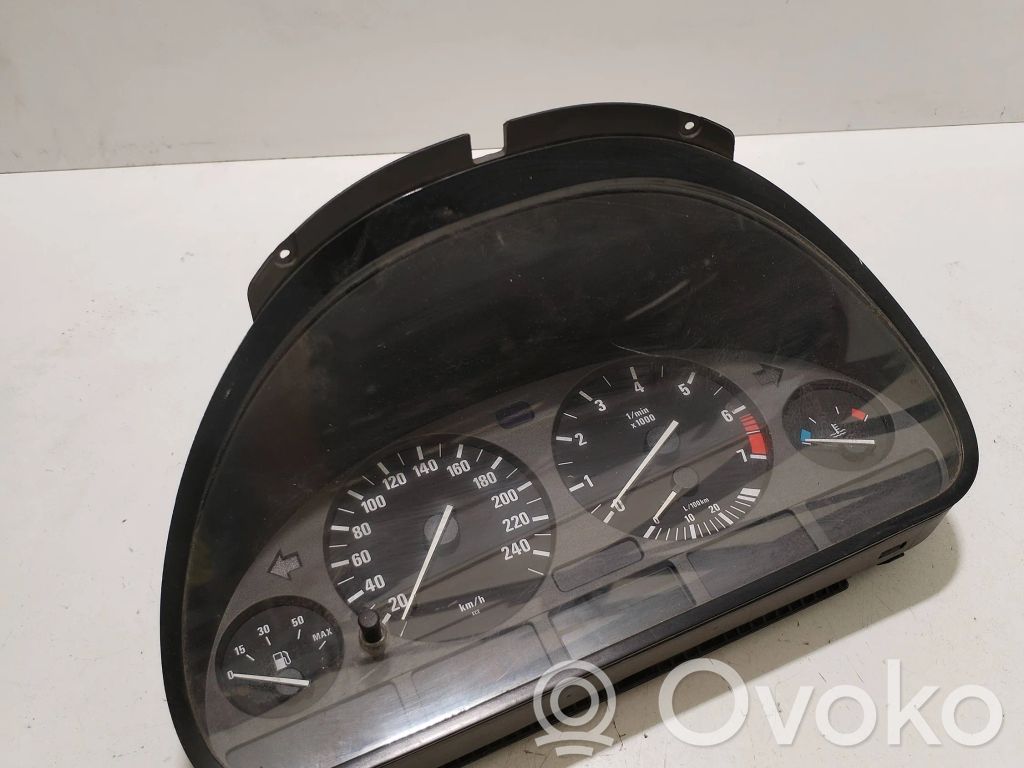 BMW 5 E39 Speedometer (instrument cluster) 