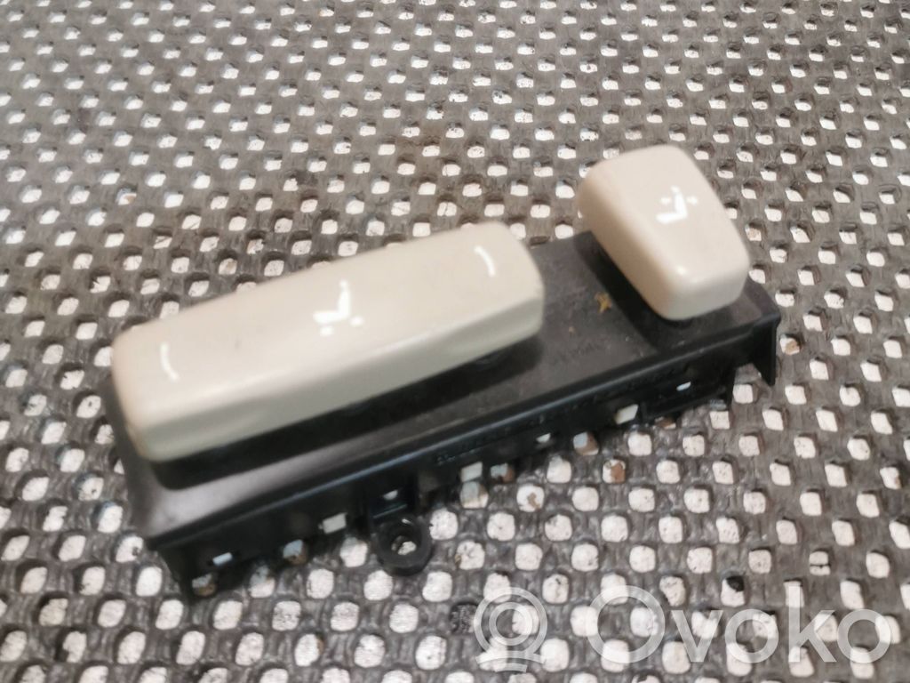 Toyota Avensis T250 Seat control switch 