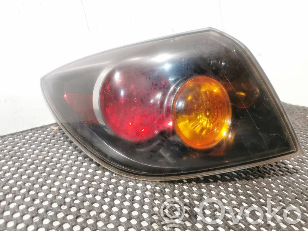 Mazda 3 I Galinis žibintas kėbule 