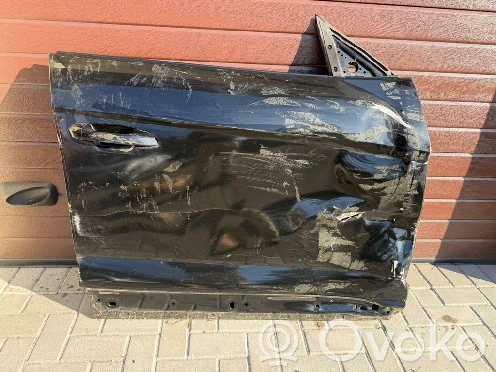 Lamborghini Urus Durvis 