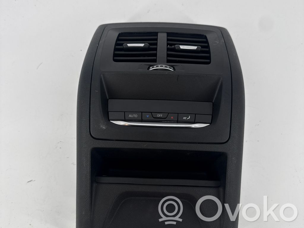 Panel klimatyzacji   9493014,3733419075,65949301402,6813720,812672