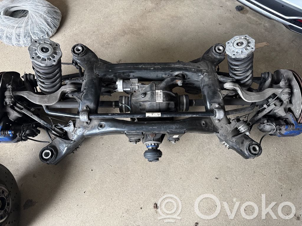 BMW X4M F98 Set suspensie spate 