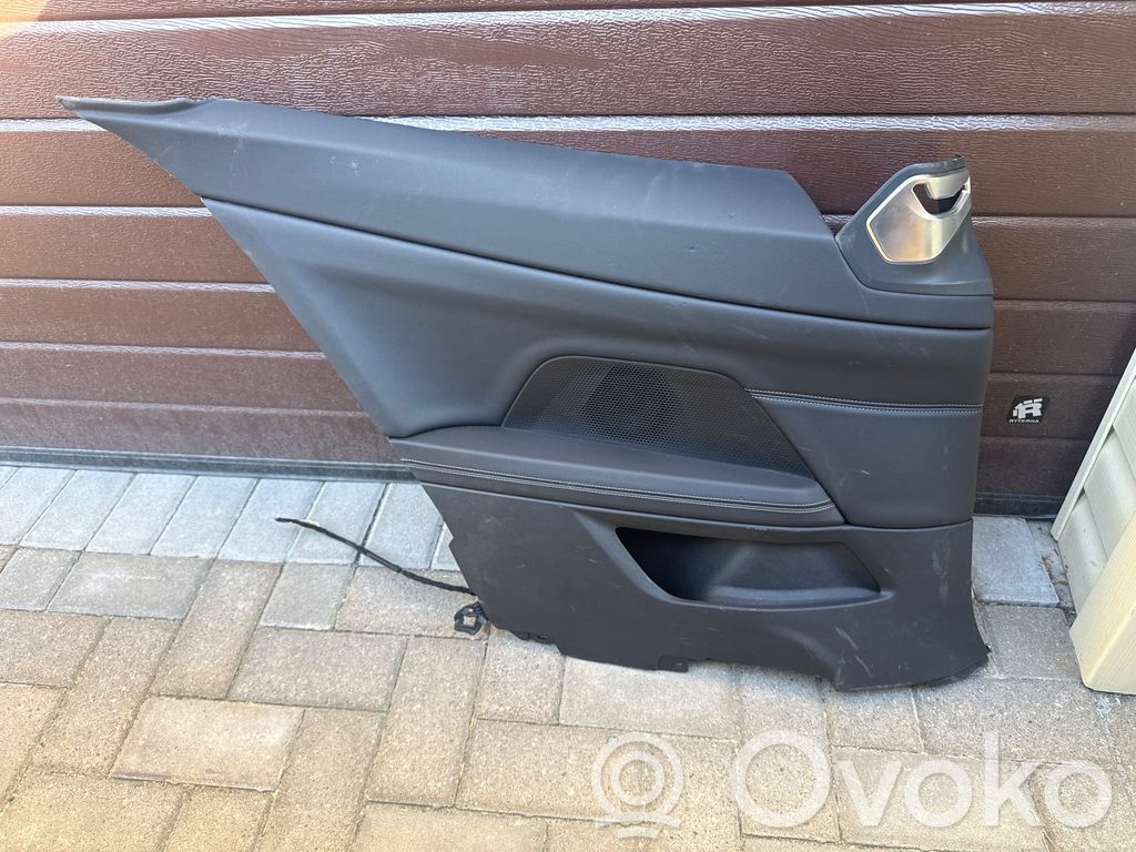 BMW 4 G22 G23 G24 G26 Boczki / Poszycie drzwi tylnych 