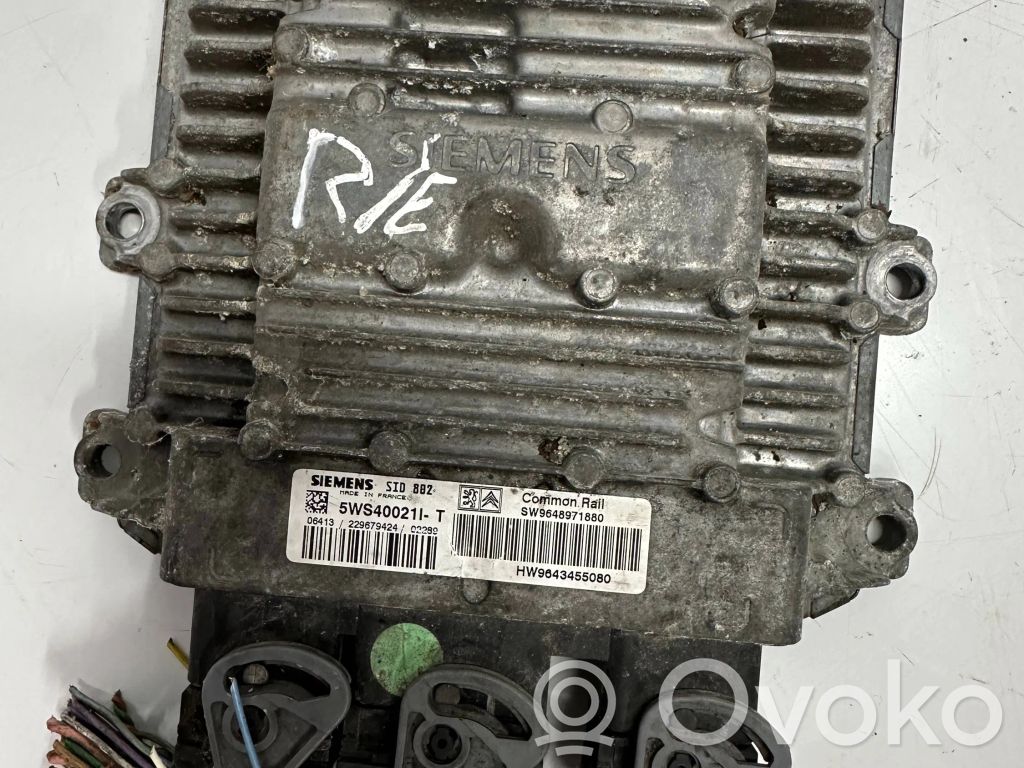 Engine control unit/module   5WS40021T,0991469996A,LLG000SSM9
