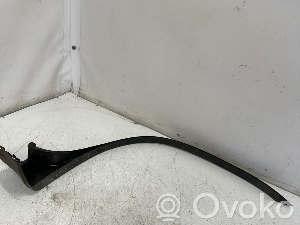 Front arch trim   8408703