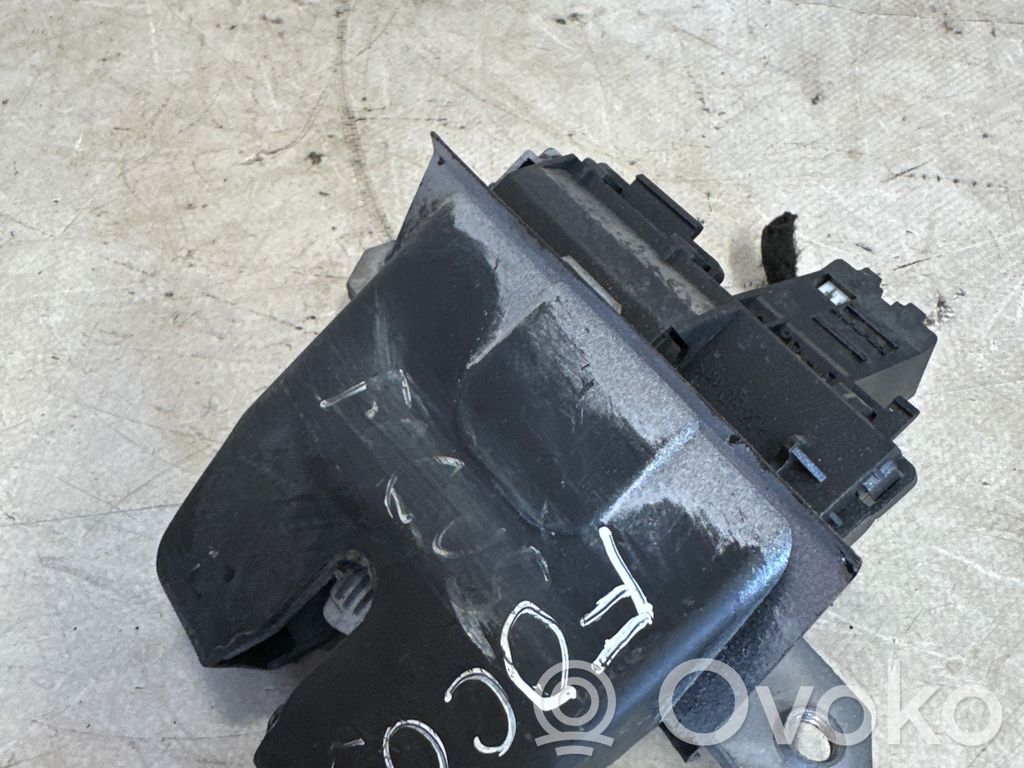 Tailgate/trunk/boot lock/catch/latch   01041312001