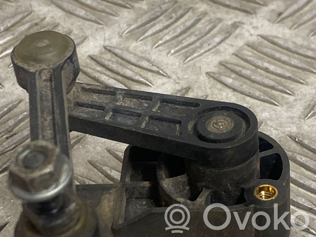 Volkswagen PASSAT B6 Sensore di livello faro/fanale 
