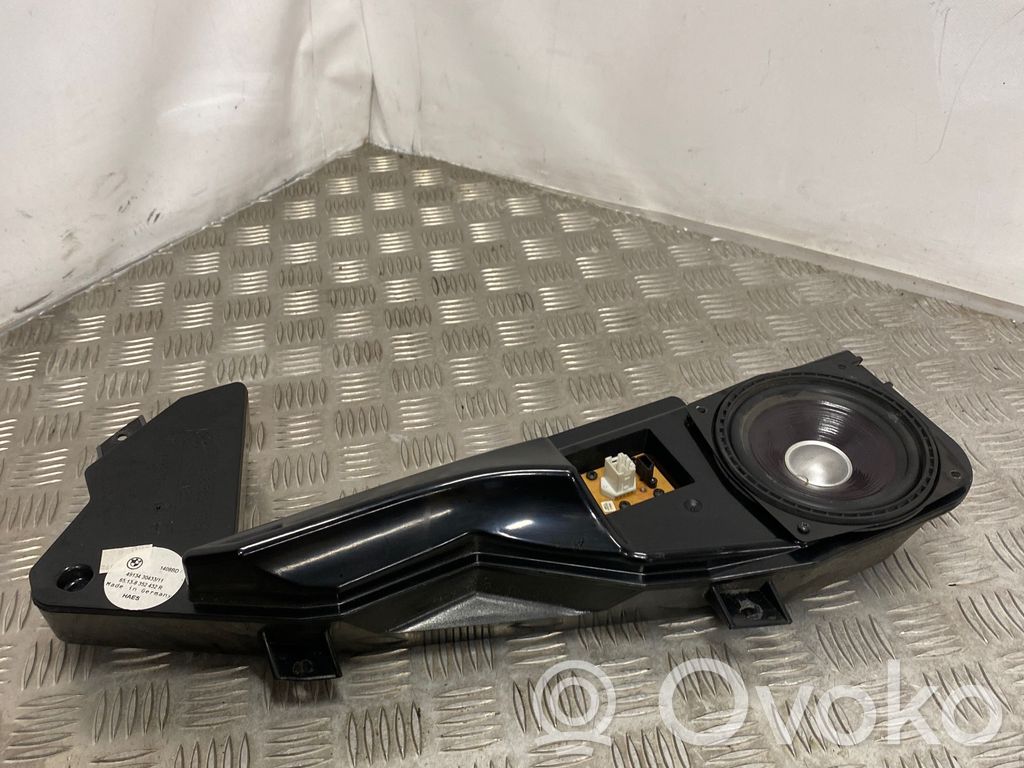 BMW 7 E38 Altavoz de la puerta delantera 