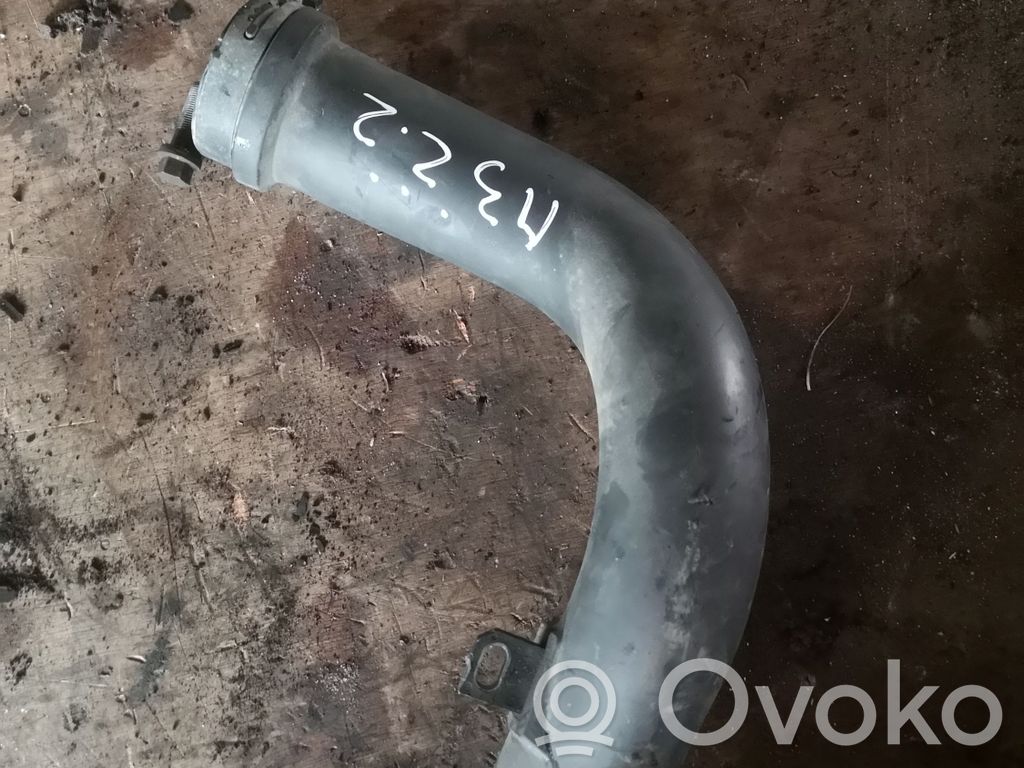 Mazda 3 II Välijäähdyttimen letku 