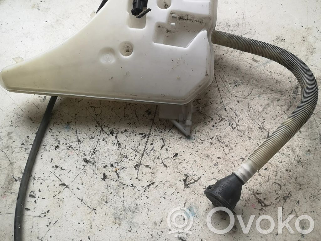 Logu šķidruma tvertne   61677157146