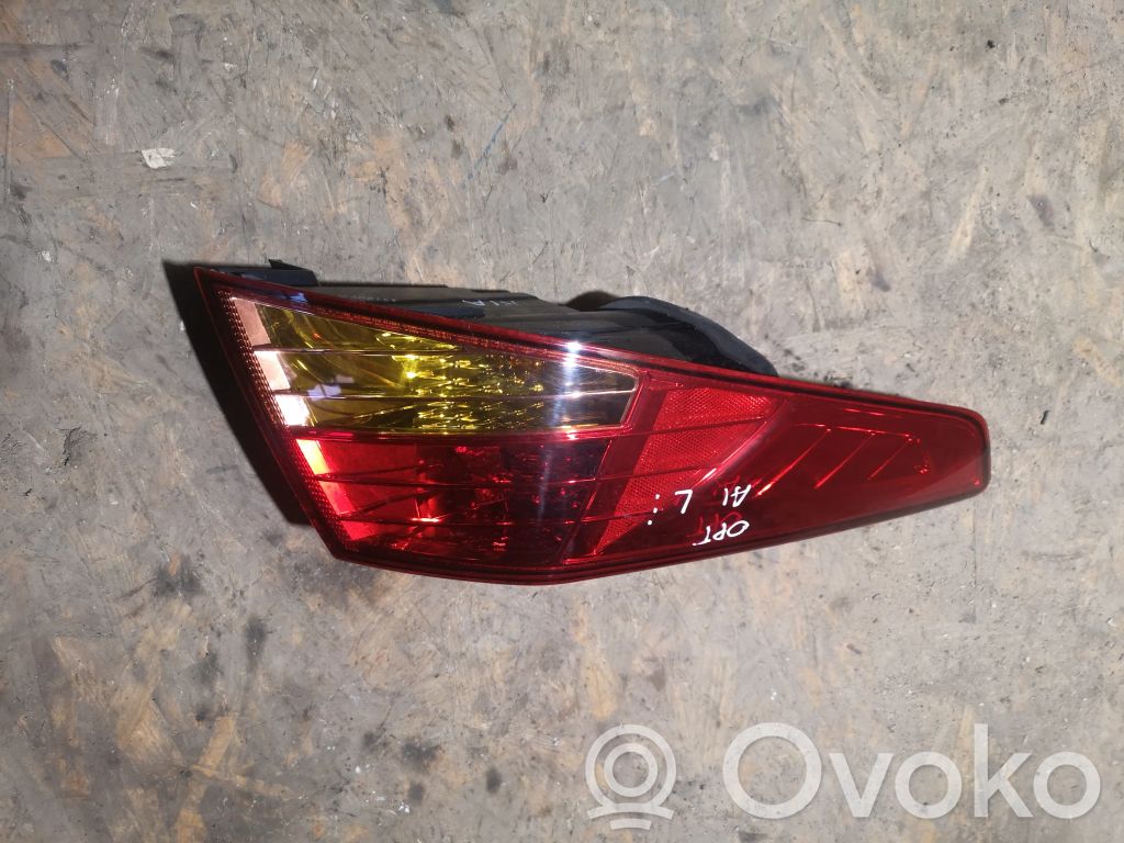 Rear/tail lights