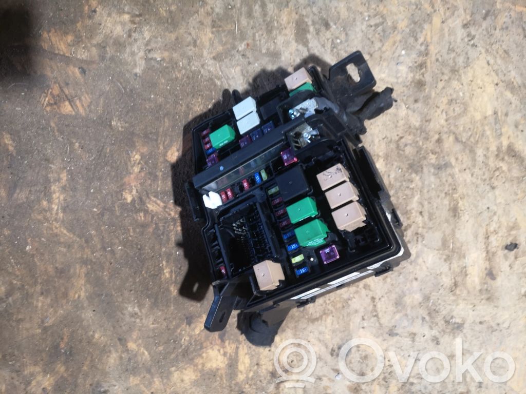 KIA Optima Módulo de fusible 