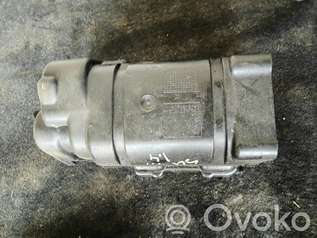 Volkswagen Scirocco Osłona paska / łańcucha rozrządu 
