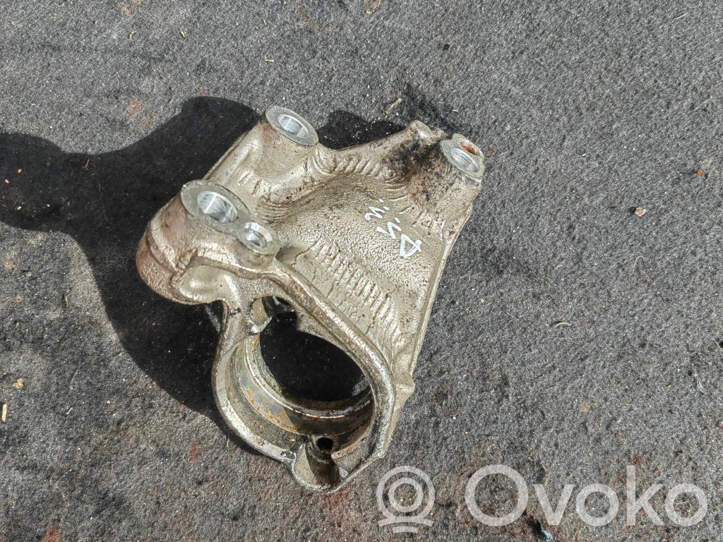 Citroen DS3 Driveshaft support bearing bracket 